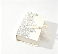 Boîte cadeau magnétique de luxe avec imprimé floral, boîte d'emballage cadeau en papier rigide avec nœud en ruban personnalisé pour anniversaire, mariage, cadeau