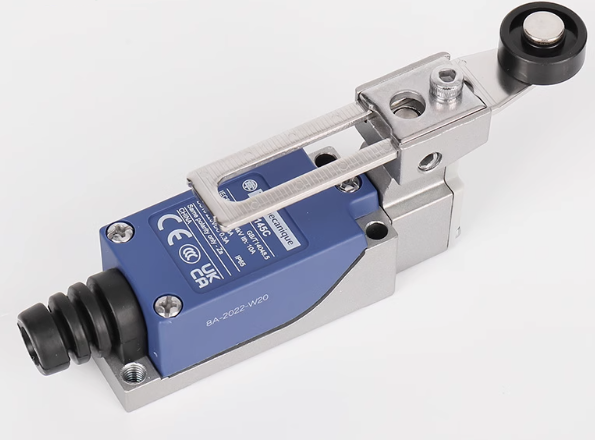 XCE145C : nouveau modèle de bascule à rouleau thermoplastique à longueur réglable.