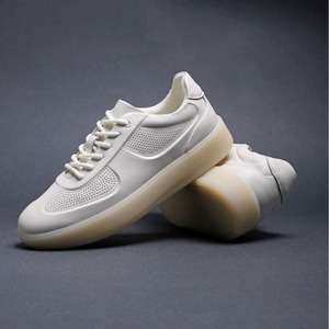 Baskets Chunky Blanches en Maille à Lacets, Bout Rond, Semelle Extérieure en Caoutchouc Respirante, Chaussures de Marche Toutes Saisons - Product Image 1