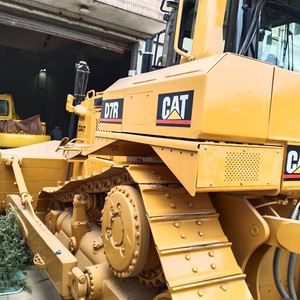รถดันดินตีนตะขาบ Caterpillar D7R มือสองจากญี่ปุ่น เครื่องยนต์ CAT 3306 รถดันดินขนาดกลาง พร้อมริปเปอร์ สำหรับงานก่อสร้างปรับระดับพื้นดิน - Product Image 1