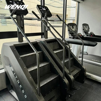 Stepmill professionnel avec double poignée et capteurs de pouls, construction robuste pour centres de fitness, fourniture directe usine