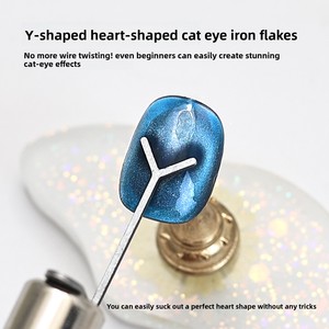 Varita con Efecto Ojo de Gato en Forma de Y Viral 2025 para Uñas, Diseño de Corazón y Gato para Arte de Uñas, Láminas de Hierro Intercambiables para Uñas - Product Image 4