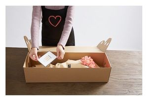 Custom Logo Reusable Eco-Friendly Corrugated Board Flower Shipping <b>Boxes</b> - Product Image 3