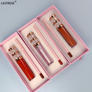 <span class=keywords><strong>Kit</strong></span> cadeau de luxe de rouge à lèvres liquide mat imperméable à l'eau avec lumière LED brillant à lèvres et crayon à lèvres coffret - Product Image 5