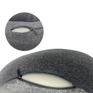 Oreiller de voyage ergonomique en mousse à mémoire de forme à rebond lent, personnalisable, respirant et doux pour le soutien du cou - Product Image 5