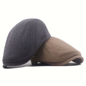 Wholesale Spring Autumn Winter Warm Knnited Cap Beret Flat Top Ivy <b>Hat</b> <b>for</b> Men - Product Image 2