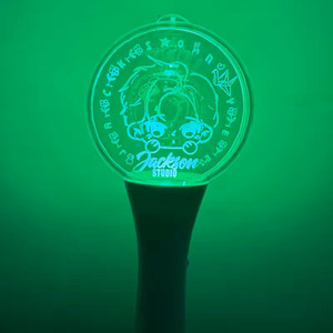 Tùy chỉnh Acrylic Kpop cổ vũ LED Light <span class=keywords><strong>Stick</strong></span> cho người hâm mộ Câu lạc bộ <span class=keywords><strong>Glow</strong></span> Sticks cho buổi hòa nhạc bên <span class=keywords><strong>Fan</strong></span> Sử dụng LED nhấp nháy Acrylic <span class=keywords><strong>Stick</strong></span> - Product Image 3