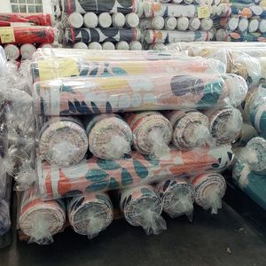 Kain Polyester 100% Bermotif Lembut dan Halus, Laris untuk Pembuatan Sprei - Product Image 1