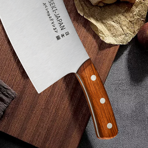 Couteau de boucher japonais en acier inoxydable à haute teneur en carbone, hachoir robuste avec triple rivet et manche en bois naturel, DIY OEM - Product Image 6