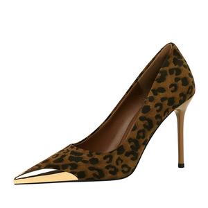 Zapatos de mujer para banquete, tacones altos con estampado de leopardo, tacón fino, parte superior de gamuza, punta poco profunda, punta metálica, zapato individual, tacón ultra alto, antideslizante - Product Image 1