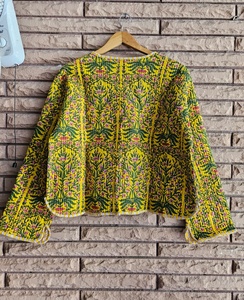 Meilleure veste matelassée en coton faite à la main, motif floral, fermeture à ceinture, douce, séchage rapide, pour femmes, vêtements d'hiver - Product Image 6