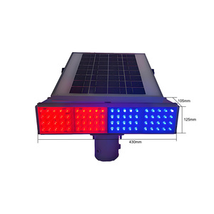 Luci di Segnalazione Stradale Ricaricabili a Energia Solare, Quattro Unità, Protezione IP54, Funzionamento 24/7 per Autostrade, Produzione Shenzhen - Product Image 2