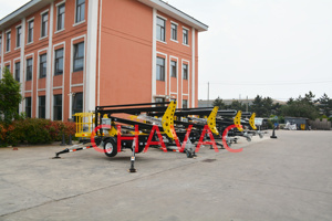 Mini Piattaforma Aerea Articolata Rimorchiabile 10~24m in Vendita con Certificazione CE ISO - Product Image 2