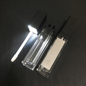 Nouveauté Tendance : Récipient de Brillant à Lèvres Argenté, <span class=keywords><strong>Tube</strong></span> à Lèvres Noir avec Lumière et Miroir - Product Image 4