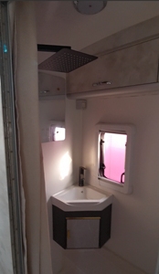 Mini <span class=keywords><strong>caravane</strong></span> de voyage légère de style moderne à faible coût pour les voyages en plein air et les affaires - Product Image 4