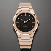Reloj de cuarzo para hombre con esfera árabe roja ultrafina de acero inoxidable 316 resistente al agua 5ATM de movimiento Miyota de alta calidad