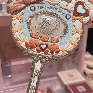 Specchio da Trucco Portatile Serie Orsetto Sweetheart di Hua Zhixiao, con Perle e Fragole, Specchio da Toeletta per Ragazze - Product Image 3