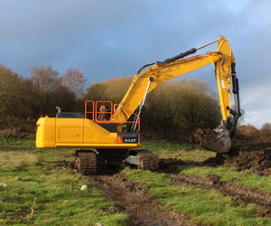 高品质全新42.5吨履带式挖掘机，型号942F，铲斗容量2.2立方米，功率294千瓦。 - Product Image 5