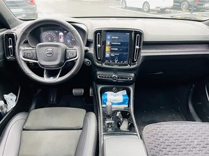 Volvos <span class=keywords><strong>XC40</strong></span> <span class=keywords><strong>T4</strong></span>, 2020, faible kilométrage, super propre, comme neuf - Product Image 6