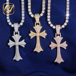 Pendentif Croix CHOYUE en Argent Sterling 925 Personnalisé pour Homme, Bijoux Hip Hop Sertis de Diamants de Laboratoire - Product Image 4