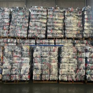 リサイクル綿ぼろ --繊維廃棄物 濃色Tシャツ-- 工業用拭き掃除用100%綿ぼろ - Product Image 6