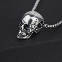 Accessoires d'usine en gros : Collier pour homme en acier titane, style européen et américain, motif crâne, tendance Hip Hop, chaîne Halloween