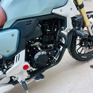 Da Yang Tian Ang <span class=keywords><strong>200</strong></span> - Motocicletta Retrò a Benzina a Due Ruote di Seconda Mano Finitura Verniciata Originale. Qualità Garantita. - Product Image 6