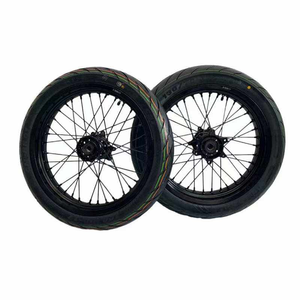 <span class=keywords><strong>Ruedas</strong></span> Ultra Bee <span class=keywords><strong>de</strong></span> 17 Pulgadas F2.5jX17 R3.5jX17, Llanta y Neumático <span class=keywords><strong>para</strong></span> Motocicleta Sur-ron, Rueda Ultra Bee Supermoto <span class=keywords><strong>de</strong></span> 17 Pulgadas con Neumático Interno con Cámara - Product Image 1