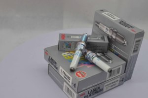 บรรจุภัณฑ์อิเล็ก<span class=keywords><strong>ท</strong></span>รอนิกส์-4ชิ้นต่อแพ็ค-เหมาะสำหรับ NGK หัวเ<span class=keywords><strong>ท</strong></span>ียนทองคำขาวสำหรับ Audi A4 Avant (8D5 B5) PFR6Q - Product Image 5