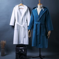 Nouveau Design confortable 100% coton Robes de bain de luxe blanc hôtel maison Robes en peluche velours personnalisé
