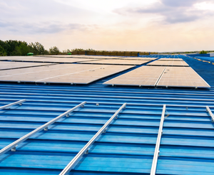 Алюминиевые цинк-алюминиево-магниевые профили для различных сценариев использования на крышах, поддержка солнечных панелей, антикоррозийные, с длительным сроком службы - Product Image 5