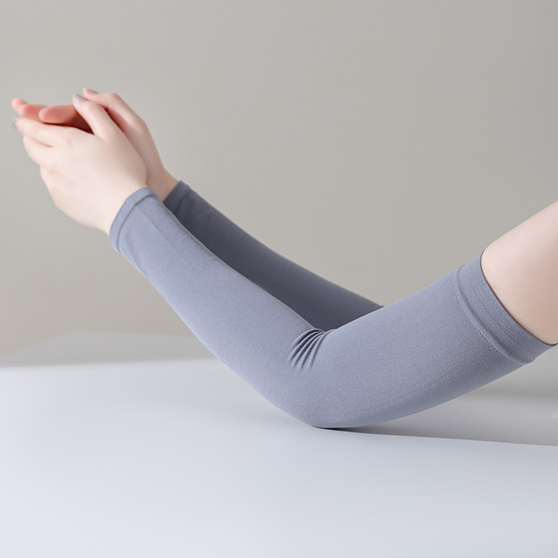 Jambe droite-gris foncé