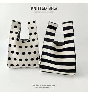 Wholesale Custom <b>Printing</b> Pattern Cute Wrist Knitted Woolen Bucket Small Crochet Knot Bag With Logo - Product Image 2