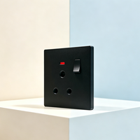 Prise murale simple série A6 15A avec interrupteur, boîtier PC ignifuge, contacts en acier bronze, trou rond et voyant néon