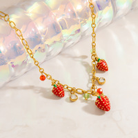 Kalung Baja Anti Karat Lapis Emas 18K Tahan Air Anti Luntur Liontin Stroberi Enamel Rantai Paperclip Perhiasan Wanita