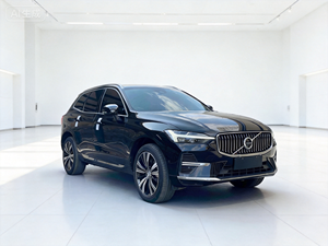 Voiture d'<span class=keywords><strong>occasion</strong></span> 2023 <span class=keywords><strong>Volvo</strong></span> <span class=keywords><strong>XC60</strong></span> <span class=keywords><strong>T8</strong></span> PHEV AWD SUV de luxe d'<span class=keywords><strong>occasion</strong></span> LHD Automatique Robuste High-Tech Scandinave Hybride longue portée 456 CV - Product Image 1