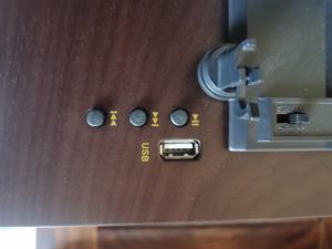 Elégant tourne-disque <span class=keywords><strong>vinyle</strong></span> en bois de noyer de style vintage avec sortie <span class=keywords><strong>USB</strong></span> AUX entrée 5V adaptateur de <span class=keywords><strong>convertisseur</strong></span> stéréo à usage domestique inclus - Product Image 5