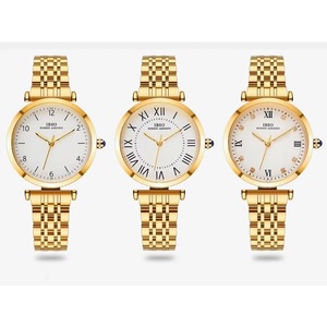 Ensemble de bijoux pour femme tendance : Montre minimaliste dorée à quartz en acier inoxydable résistante à l'eau et collier avec pendentif perle - Product Image 1