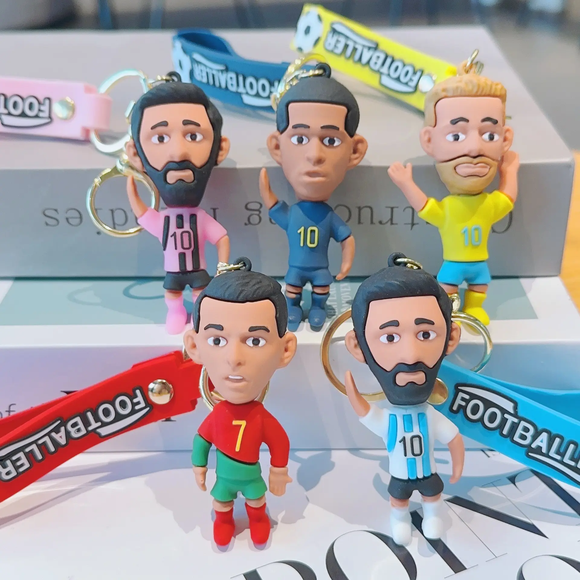 Sem MOQ Nova estrela do futebol Messi Miami clube Ronaldo pingente de PVC boneco mini chaveiro 3D