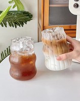 Gelas Air Kaca Vertikal Gaya Ins Berkualitas Tinggi dari Borosilikat dengan Tutup Bambu dan Sedotan