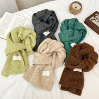 Écharpe longue en polyester tricoté pour l'hiver, douce, duveteuse, de haute qualité, brossée, couleur unie mélangée, pour femme