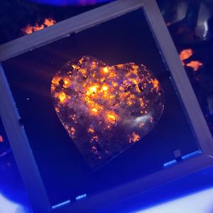 Cristal de Yooperlita en Forma de Corazón, Piedra Natural Pulida para Decoración del Hogar y Regalos Navideños, Venta al por Mayor - Product Image 2