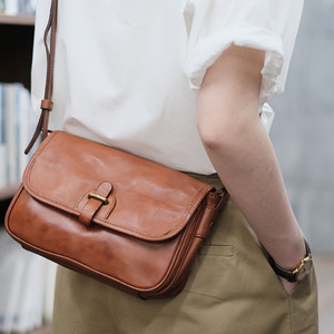Nouveau Sac Bandoulière Rétro en Cuir Véritable pour Femme, Style Printemps 2026, Petit Sac Carré Texturé pour le Quotidien - Product Image 1
