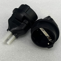 Adaptateur USA 3 broches vers prise femelle Shuko européenne