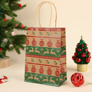 Sac cadeau de Noël au design premium, sac de fête créatif à motif de dessin animé, sac en papier pour festivals et événements, disponible en gros - Product Image 2