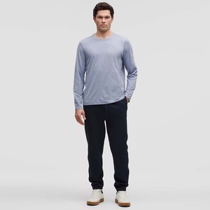 Camiseta Deportiva de Manga Larga para Hombre, Estilo Casual, Elástica, Transpirable, Antiarrugas, de Secado Rápido, para Actividades al Aire Libre, 180g - Product Image 1