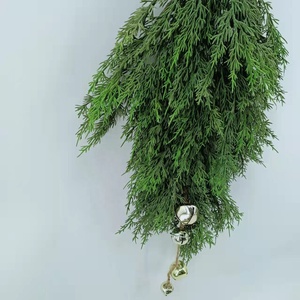 Arrangements saisonniers extérieurs élégants Décorations de Noël en cyprès de cèdre artificiel Produit d'art de qualité supérieure - Product Image 3