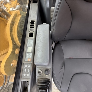 Excavadora CAT325C Usada de 25 Toneladas, Equipo de Construcción de Alta Eficiencia y Bajo Costo, Motor, Bomba, Caja de Cambios, 140KW de Potencia, Minería - Product Image 6