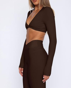 Ensembles de Vêtements de Sport Personnalisés en Gros pour Femmes : Tenues de Yoga, Vêtements d'Entraînement de Gym, Soutiens-Gorge de Sport, Vestes et Leggings Taille Haute - Product Image 5