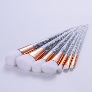 Hot Gracedo <span class=keywords><strong>2021</strong></span> Fashion Best Glitter Handle Cheveux blancs 7Pcs Ensemble de <span class=keywords><strong>pinceaux</strong></span> de <span class=keywords><strong>maquillage</strong></span> - Product Image 1